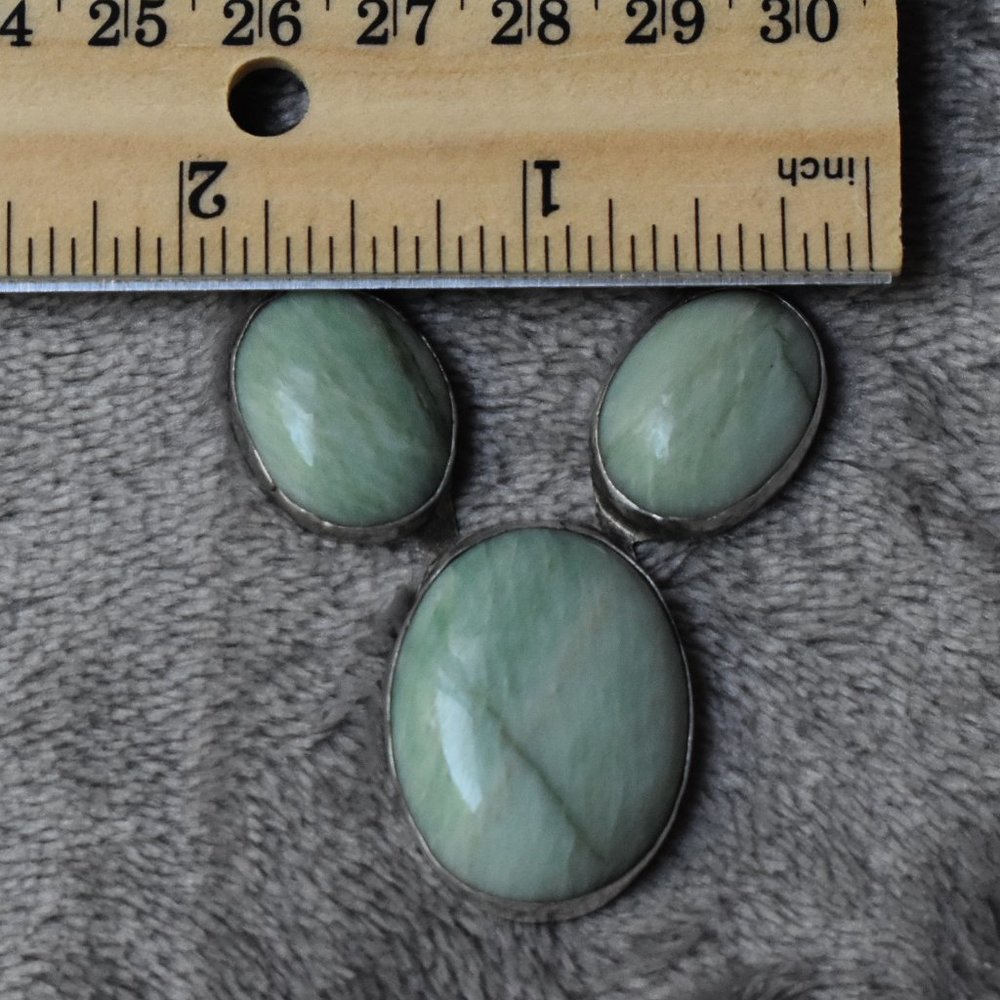 Vintage Amazonite and Silver Three Stone Necklace - Picture 10 of 15